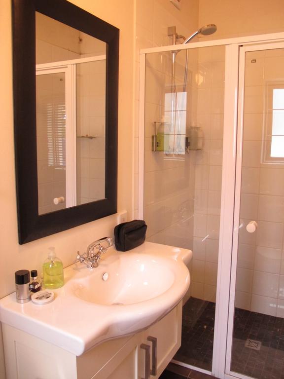 The Terrace Hotel Cape Town Room photo